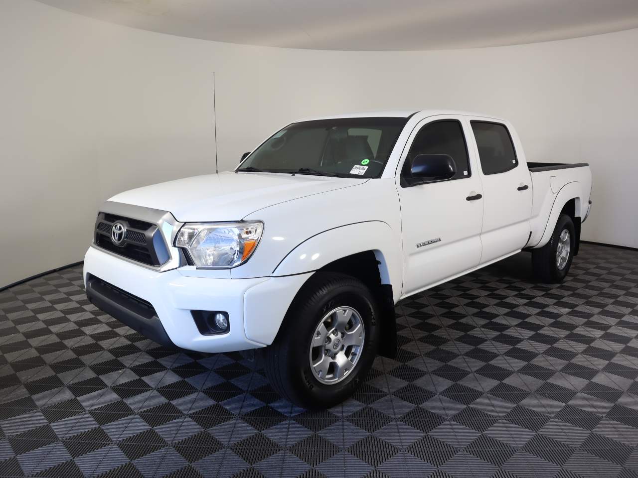 2015 Toyota Tacoma V6 Crew Cab