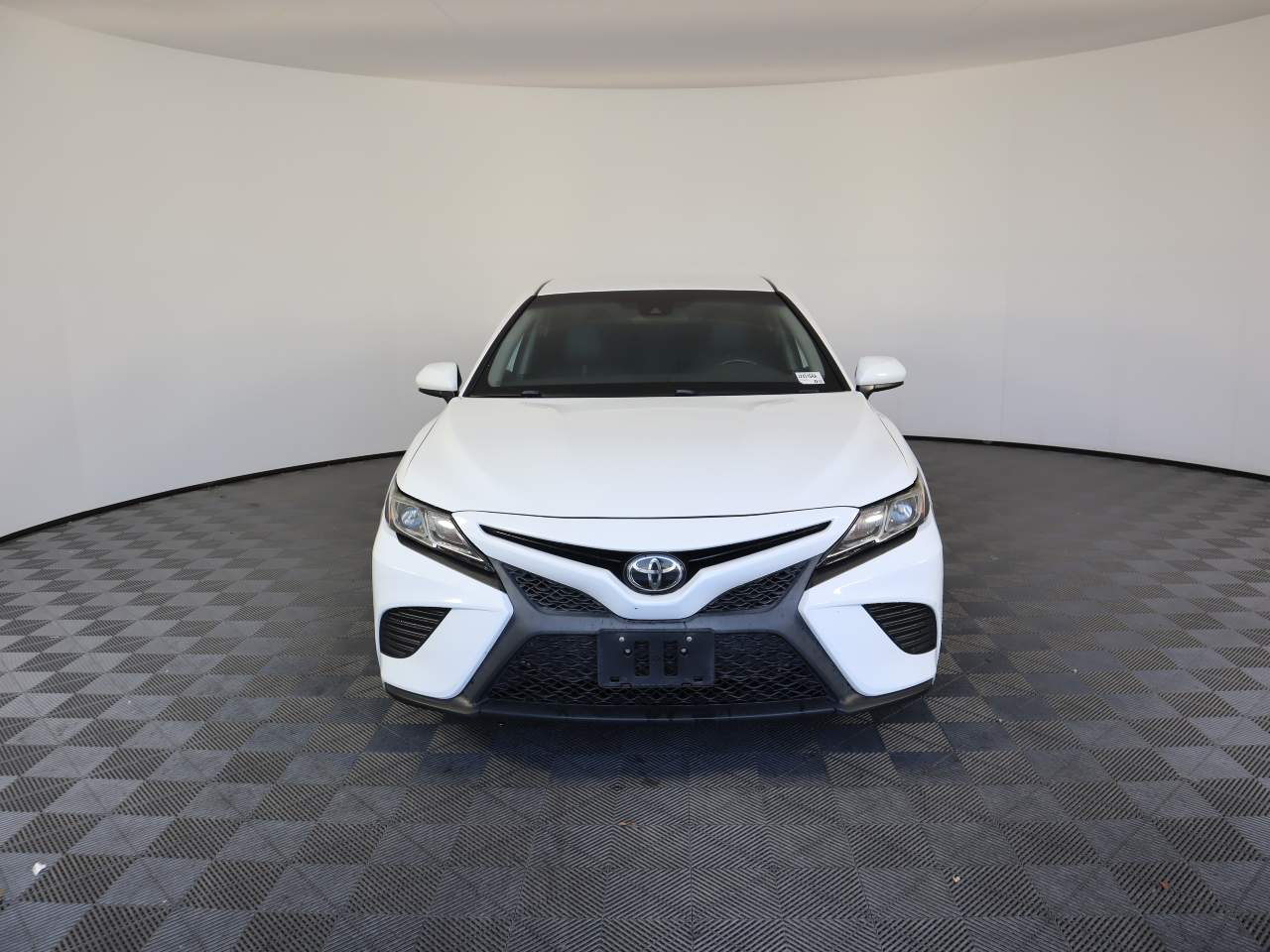 Used 2019 Toyota Camry SE with VIN 4T1B11HK0KU819521 for sale in Las Vegas, NV