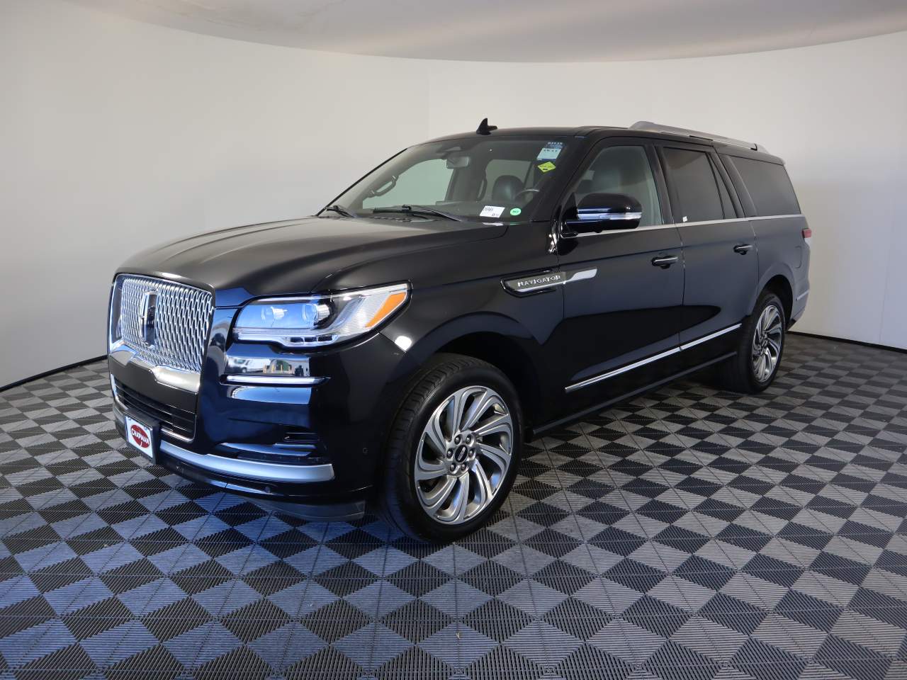 2023 Lincoln Navigator L Reserve