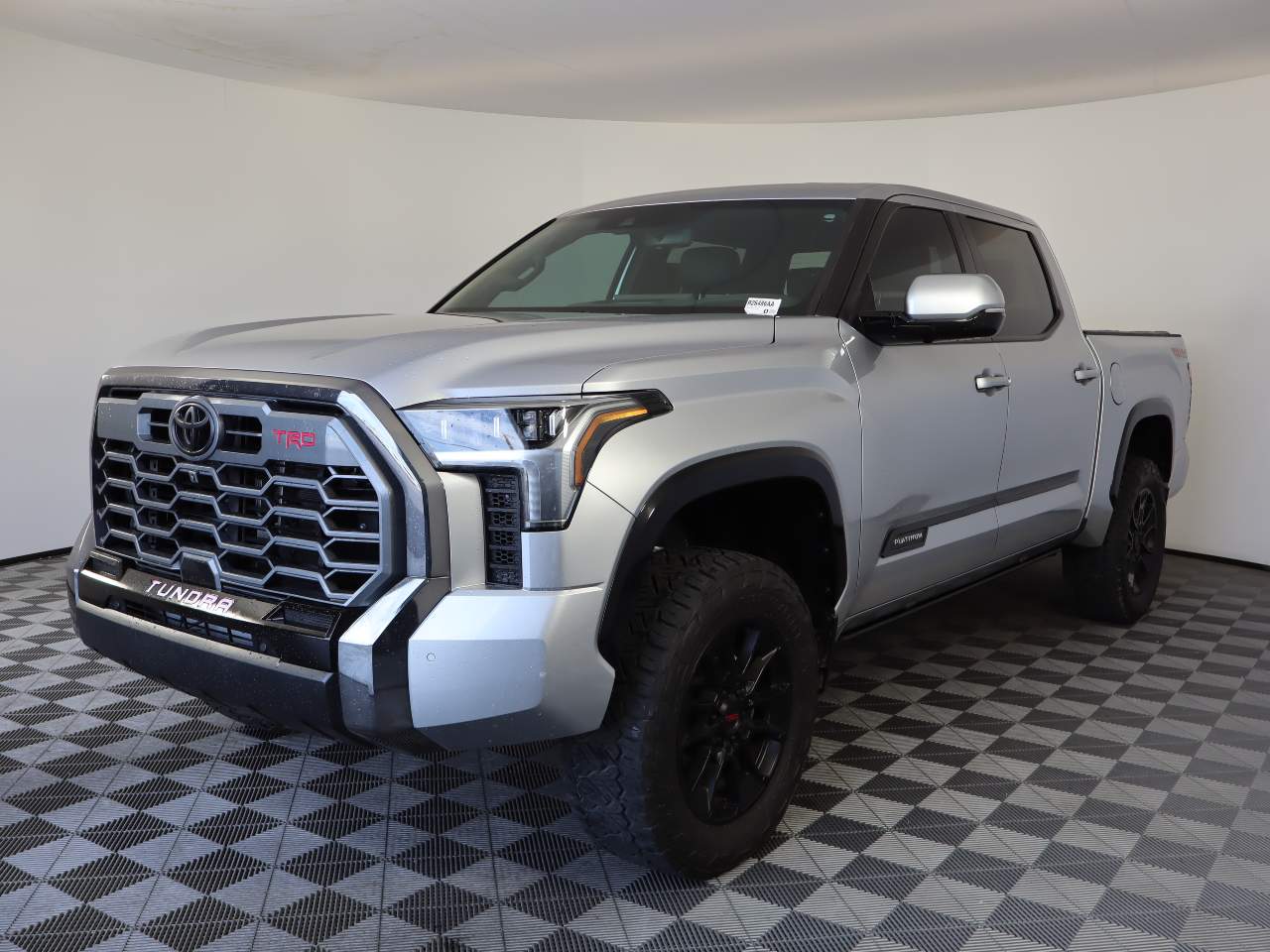 2024 Toyota Tundra Platinum Crew Cab