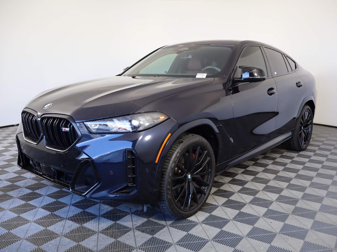 2024 BMW X6 M60i