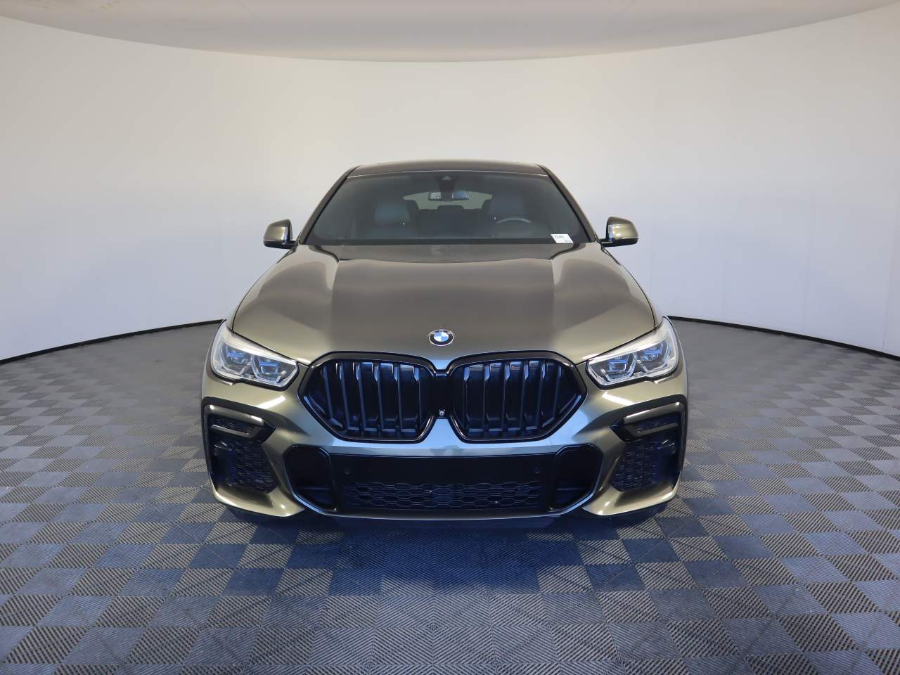 2022 BMW X6 M50i