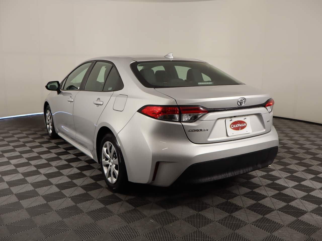 Used 2024 Toyota Corolla LE with VIN 5YFB4MDE1RP151572 for sale in Kansas City