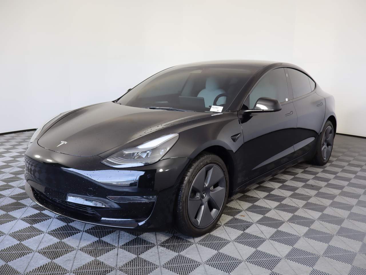 2023 Tesla Model 3 Base's photo