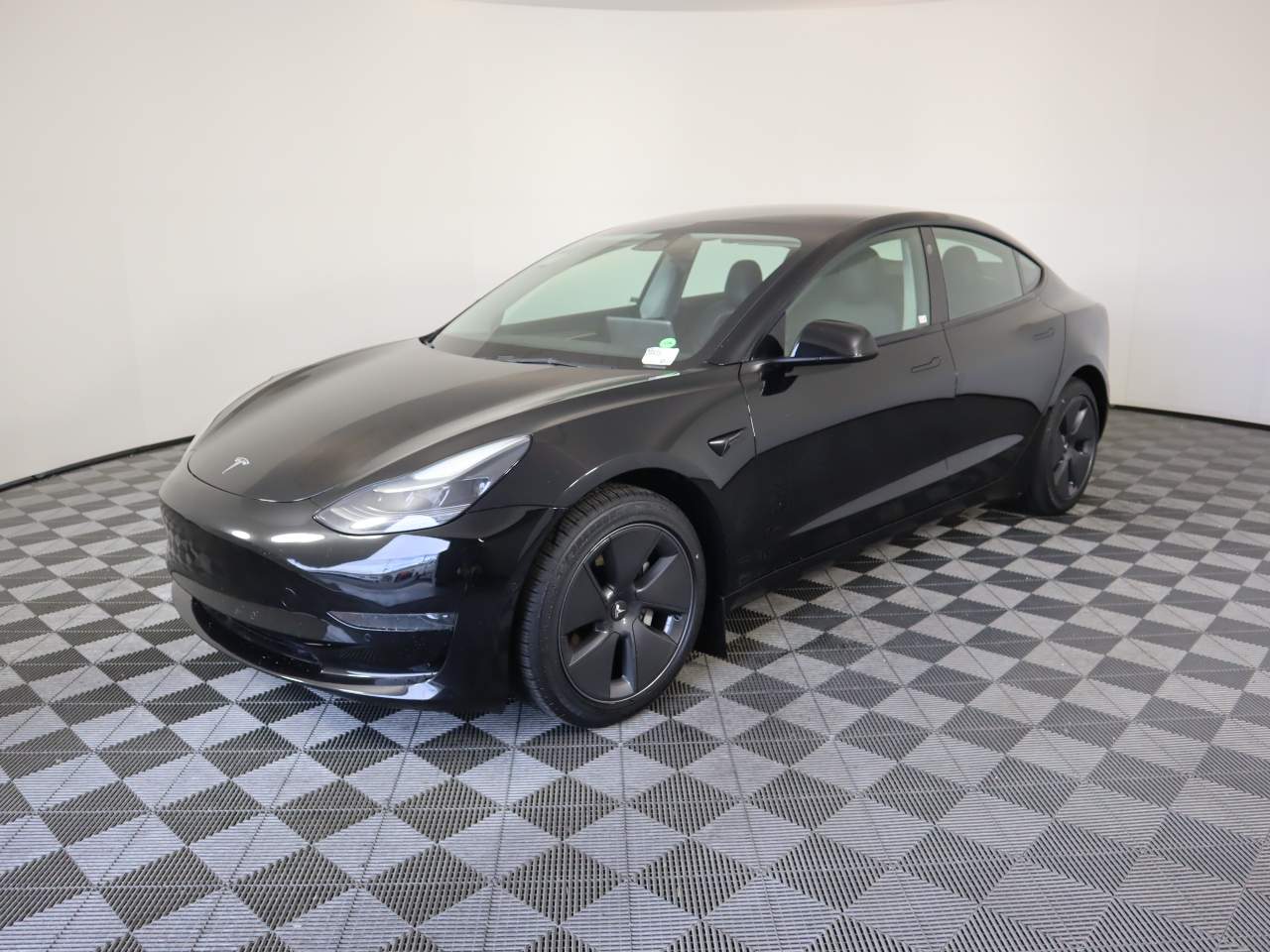 2022 Tesla Model 3 Base