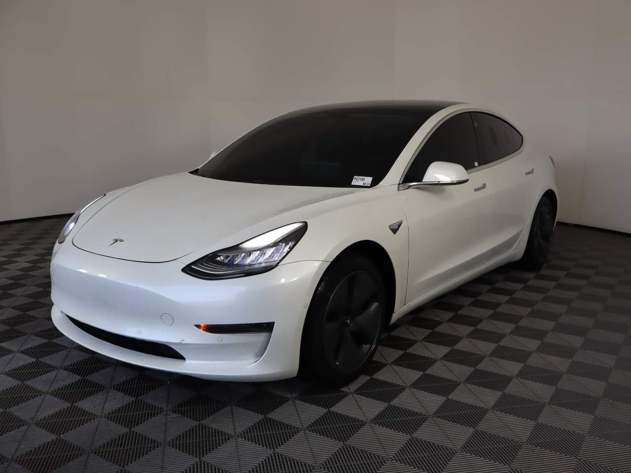 2020 Tesla Model 3 Standard Range