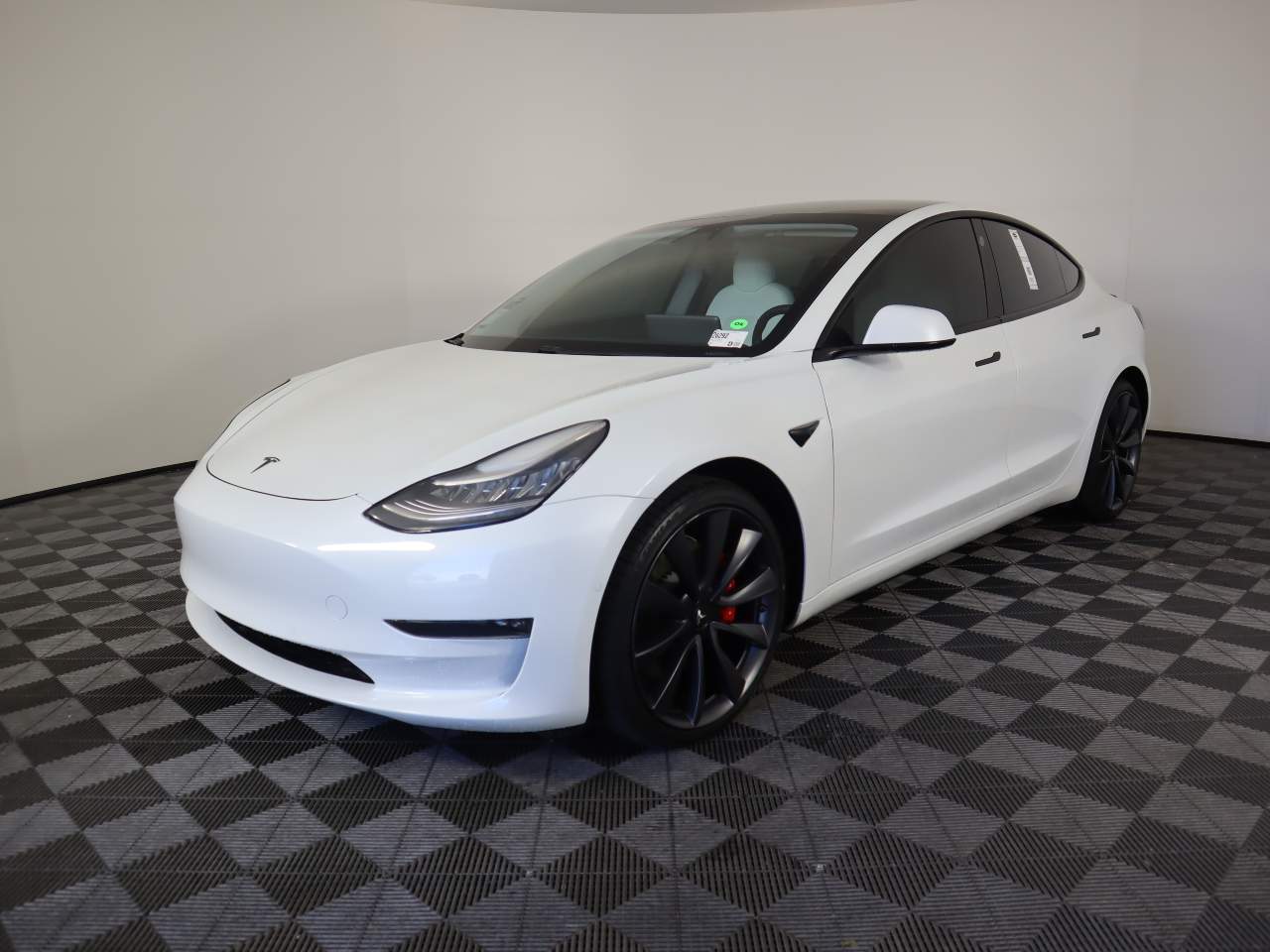 2020 Tesla Model 3 Performance