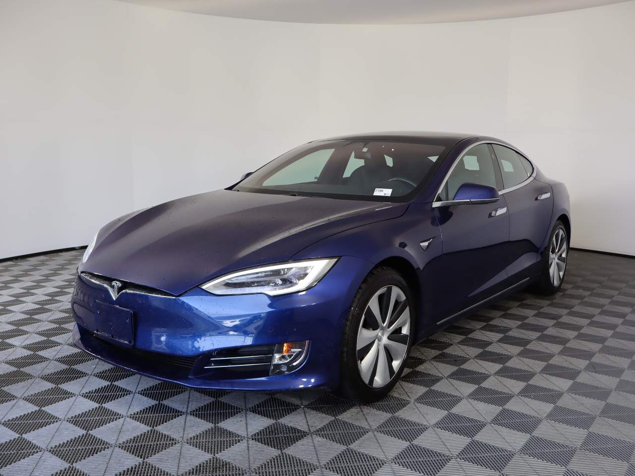 2021 Tesla Model S Performance's photo