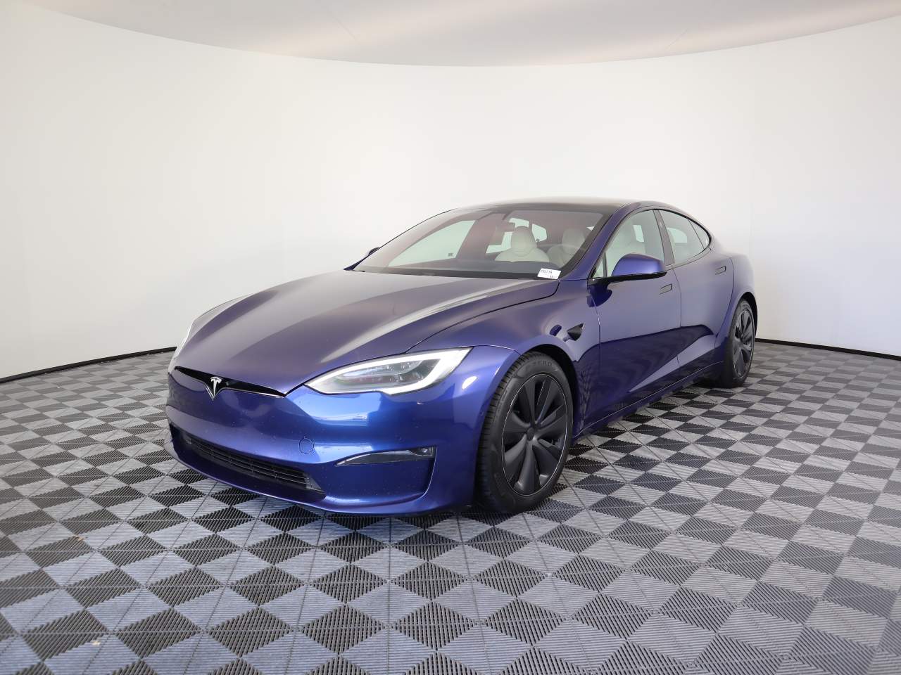 2022 Tesla Model S  