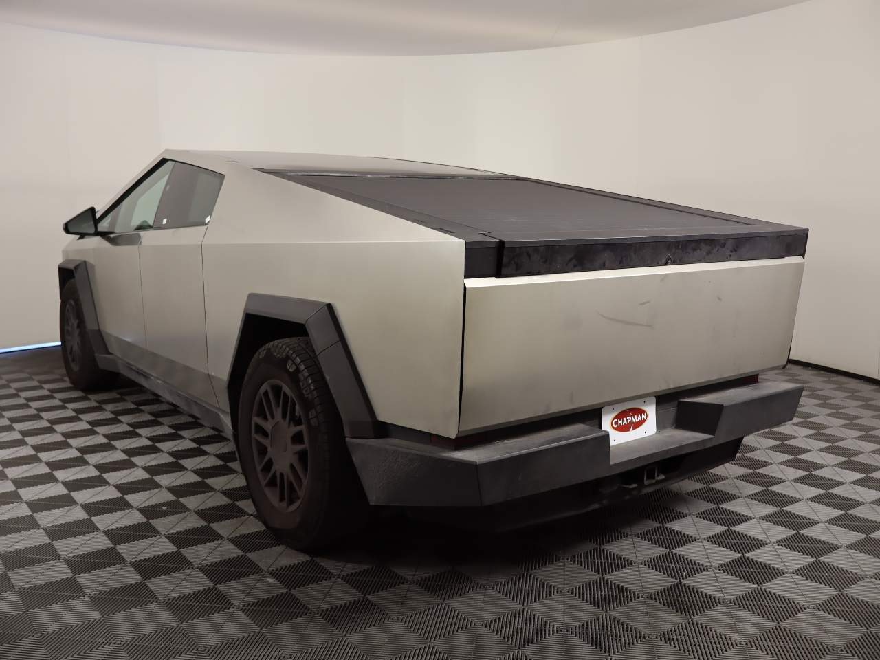 Used 2024 Tesla Cybertruck Base with VIN 7G2CEHED2RA054059 for sale in Northfield, Minnesota