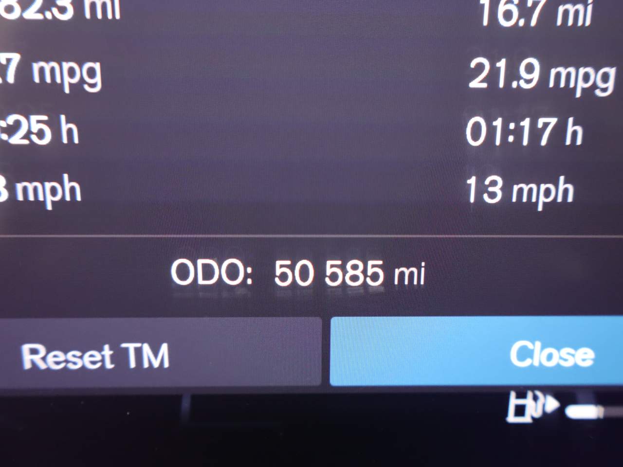 2024 Volvo S60 B5 Plus Dark Theme