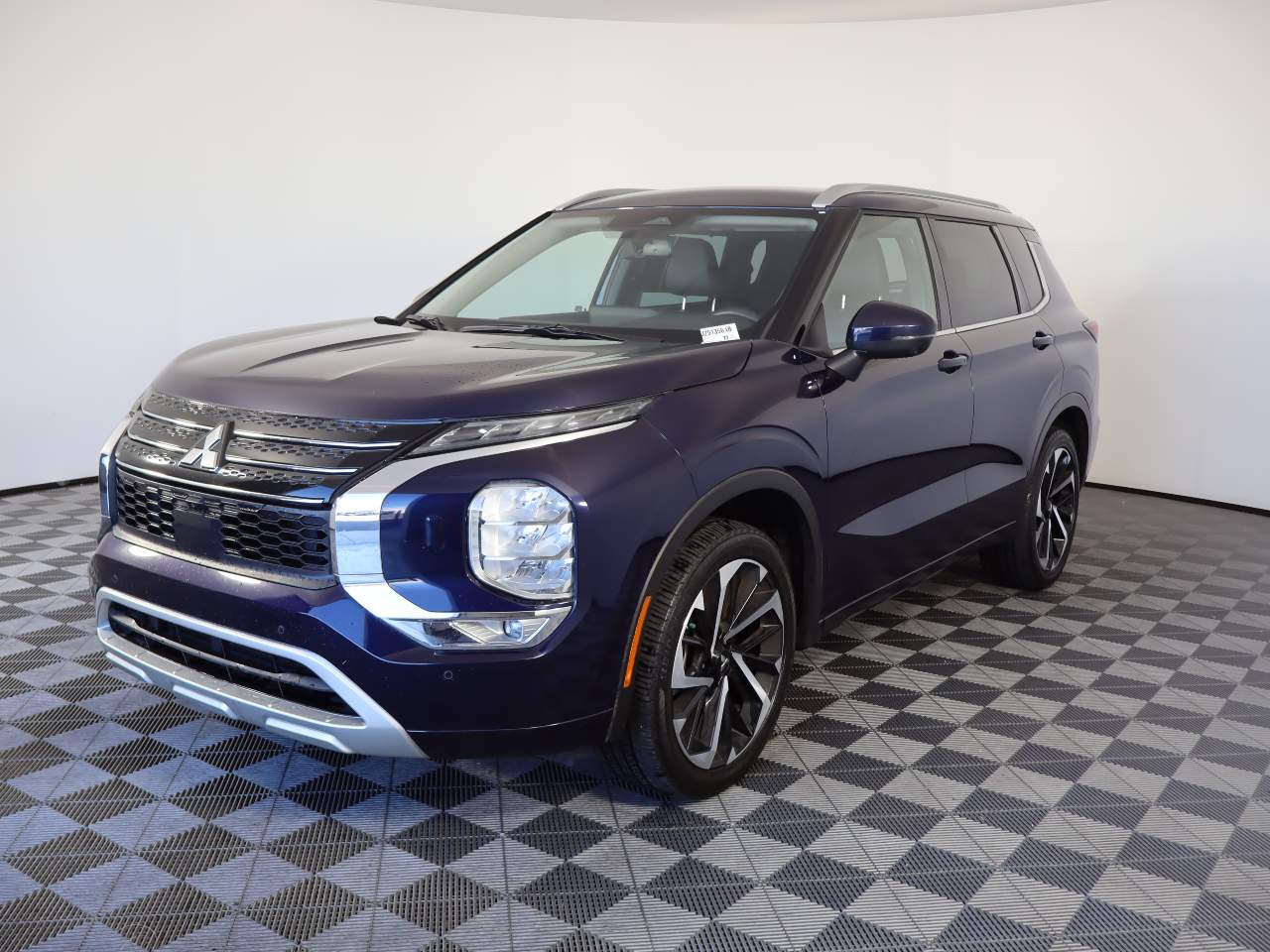 2023 Mitsubishi Outlander SEL