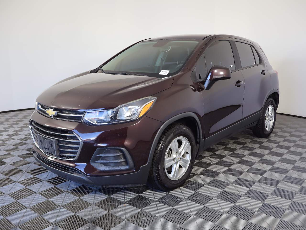 2020 Chevrolet Trax LS's photo