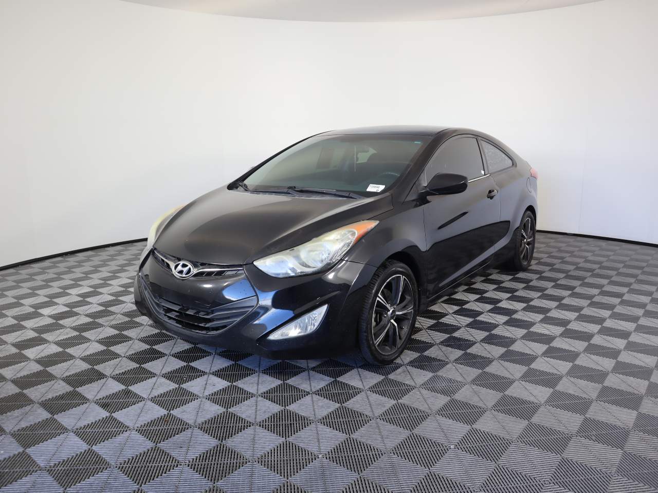 2013 Hyundai ELANTRA Coupe SE