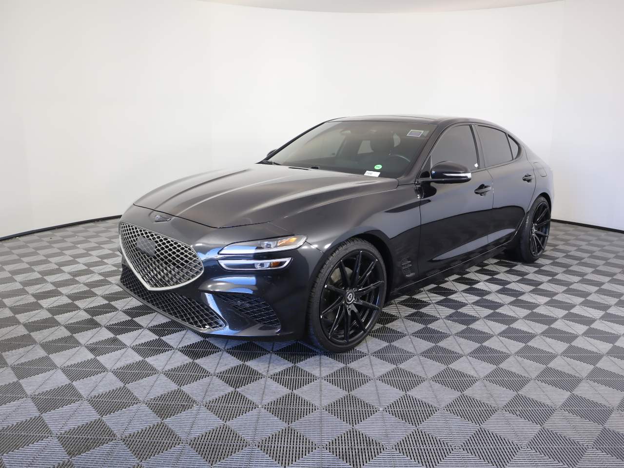 2022 Genesis G70 2.0T