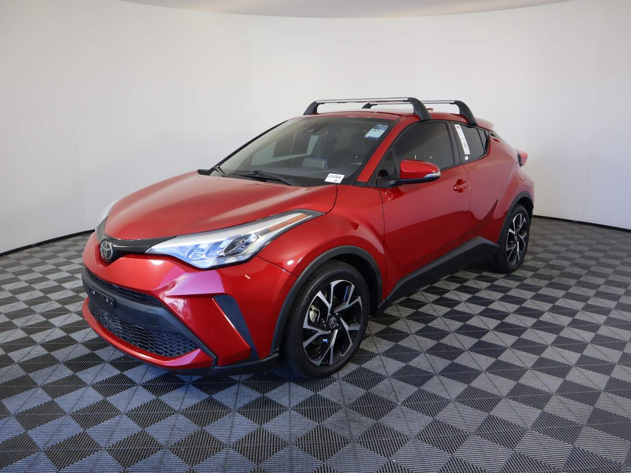2022 Toyota C-HR XLE