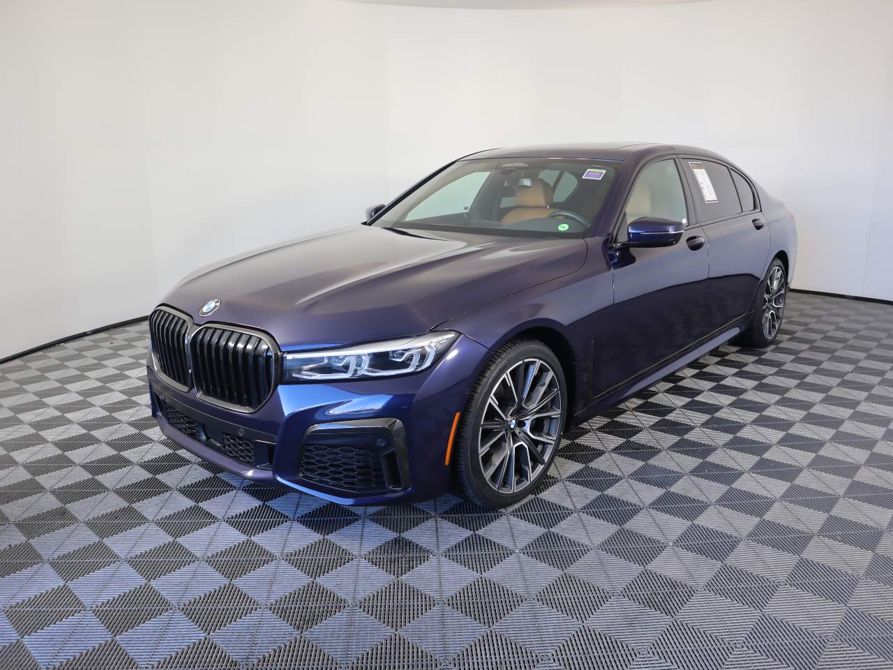 2022 BMW 7-Series 740i