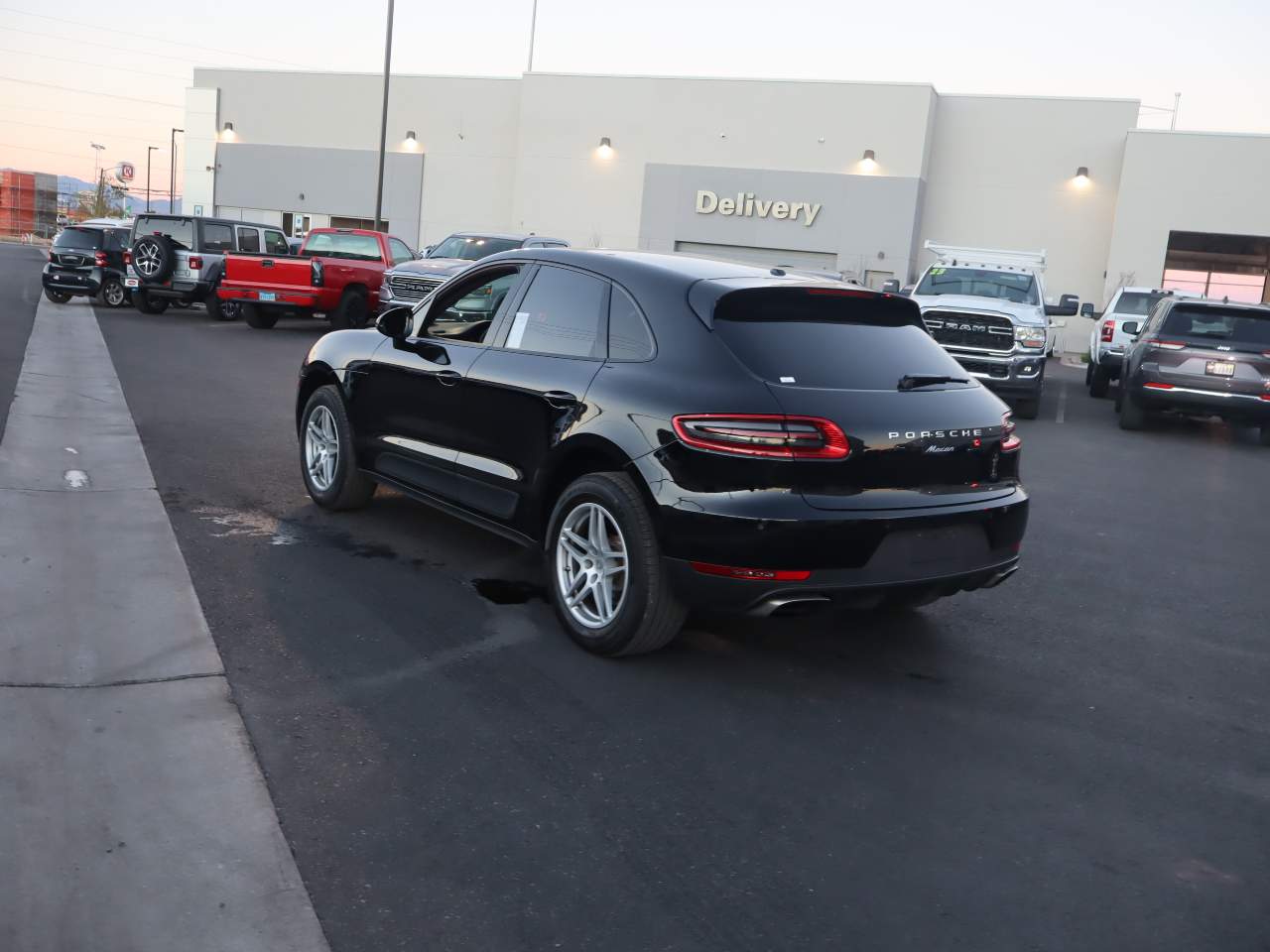 2017 Porsche Macan  