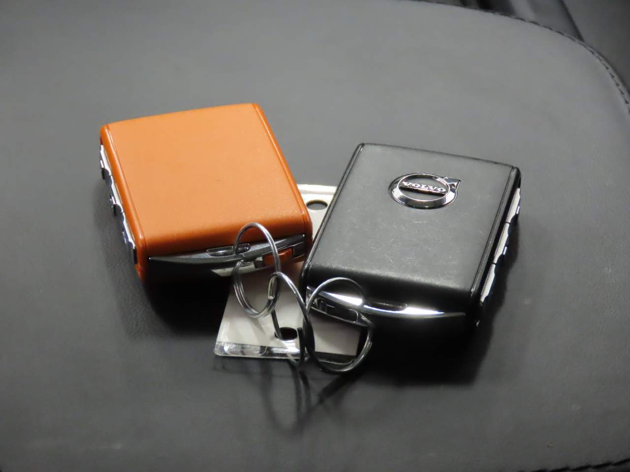 2024 Volvo XC90 B6 Plus Bright Theme