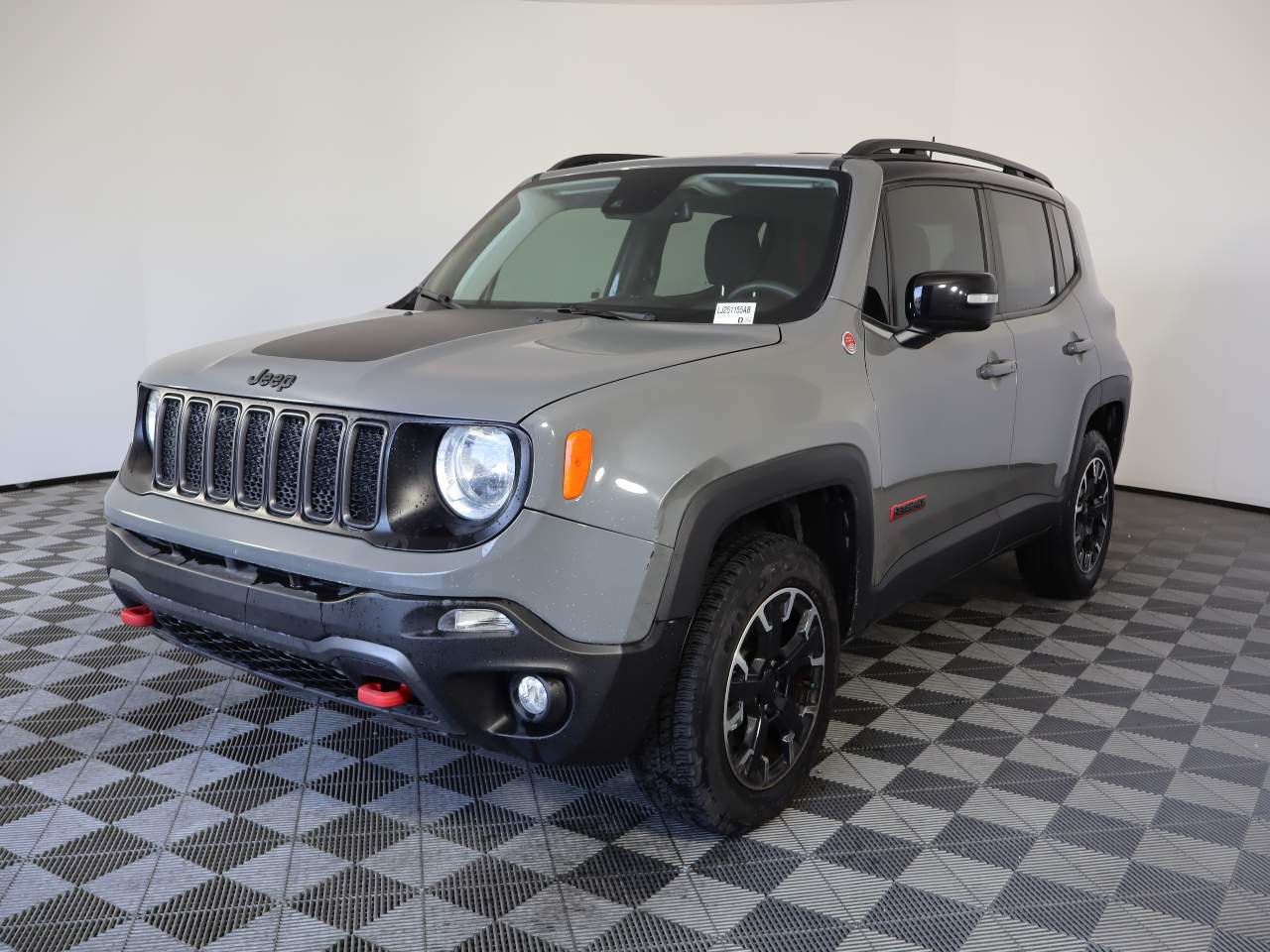 2023 Jeep Renegade Trailhawk