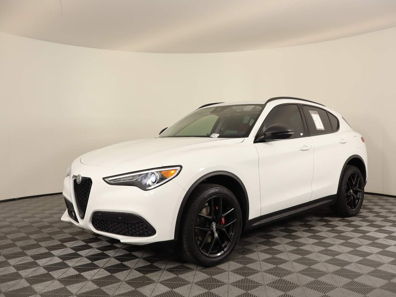 2020 Alfa Romeo Stelvio