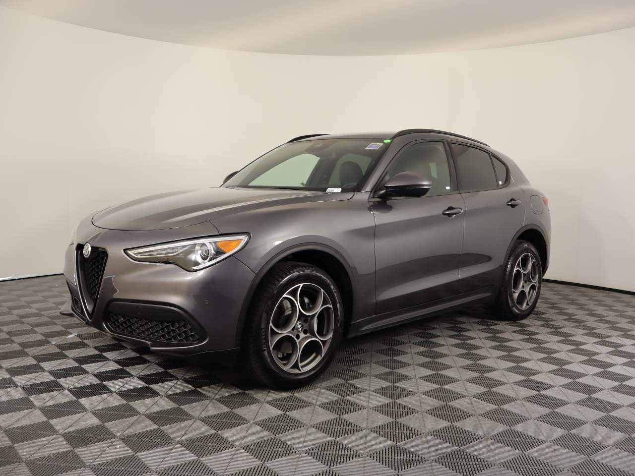 2022 Alfa Romeo Stelvio Sprint