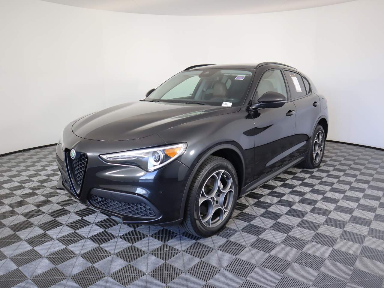 2021 Alfa Romeo Stelvio Sprint