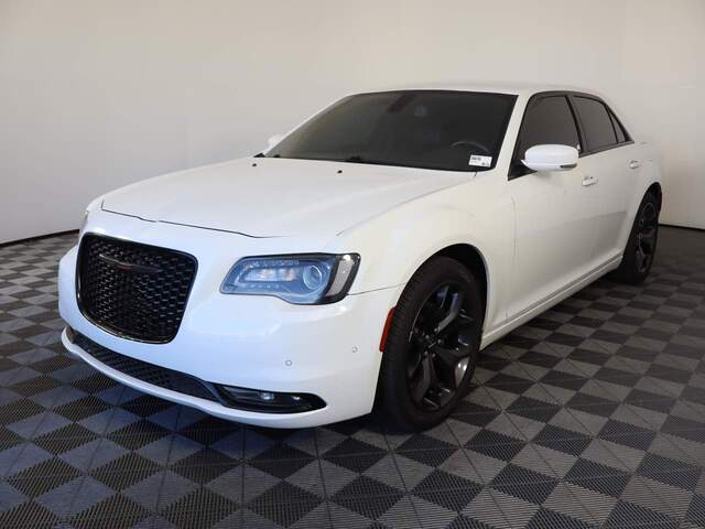 2021 Chrysler 300