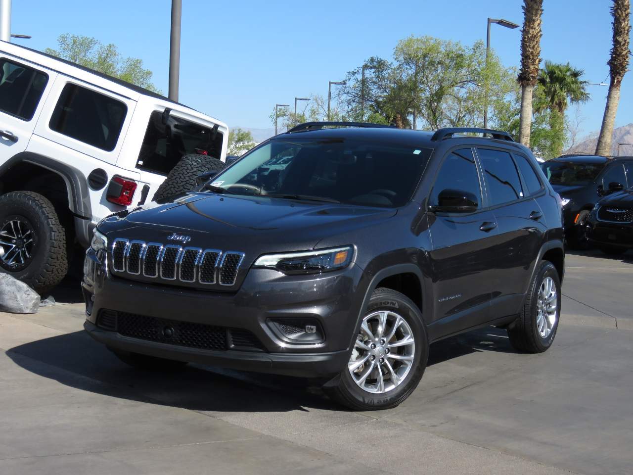 2022 Jeep Cherokee Latitude Lux