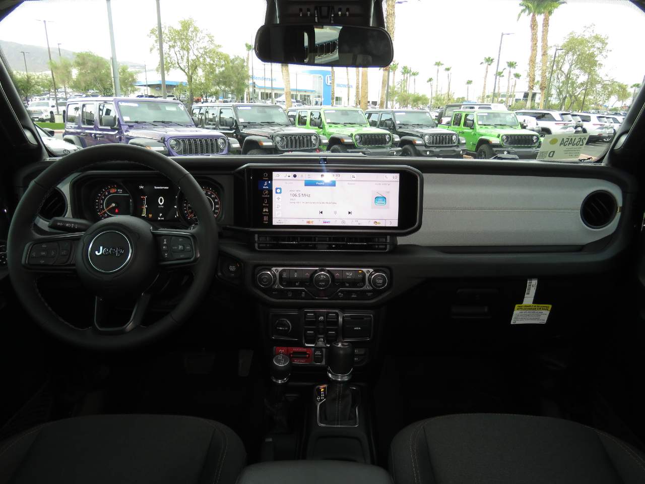 2026 Jeep Wrangler Willys 4dr