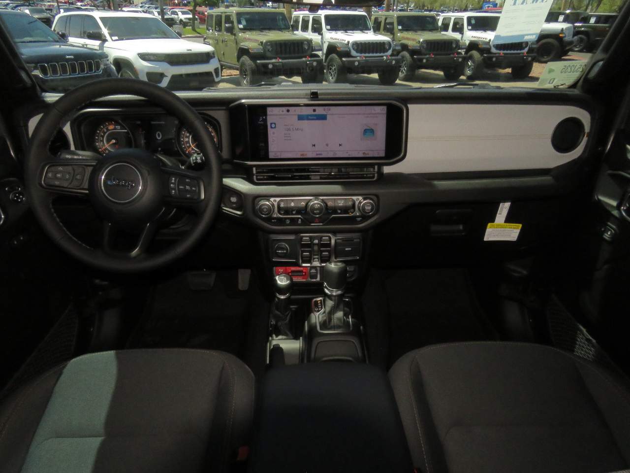 2025 Jeep Wrangler Sport 4dr