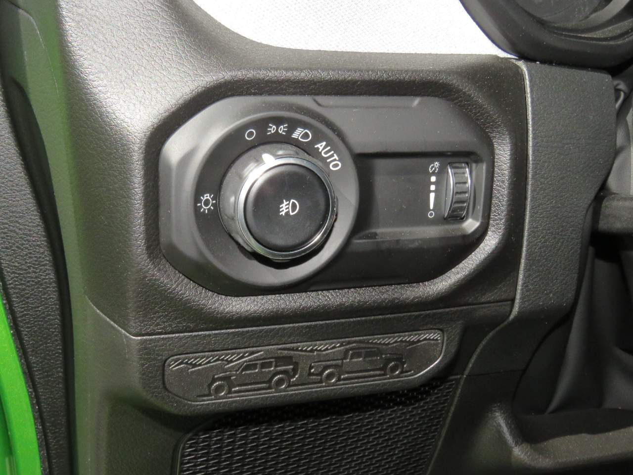 2025 Jeep Wrangler Sport 4dr