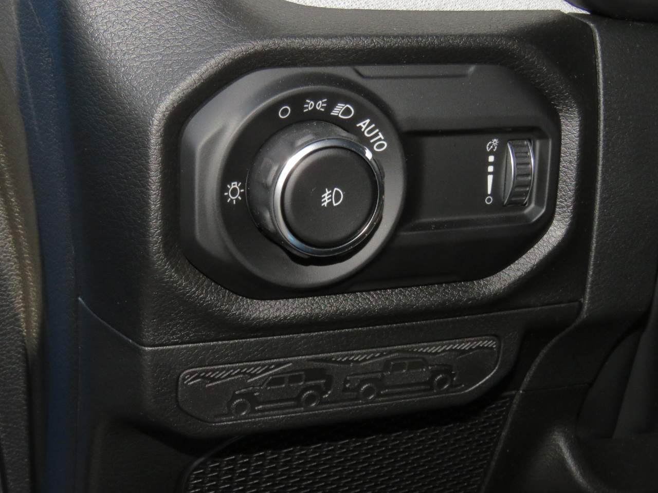 2025 Jeep Wrangler Sport 4dr