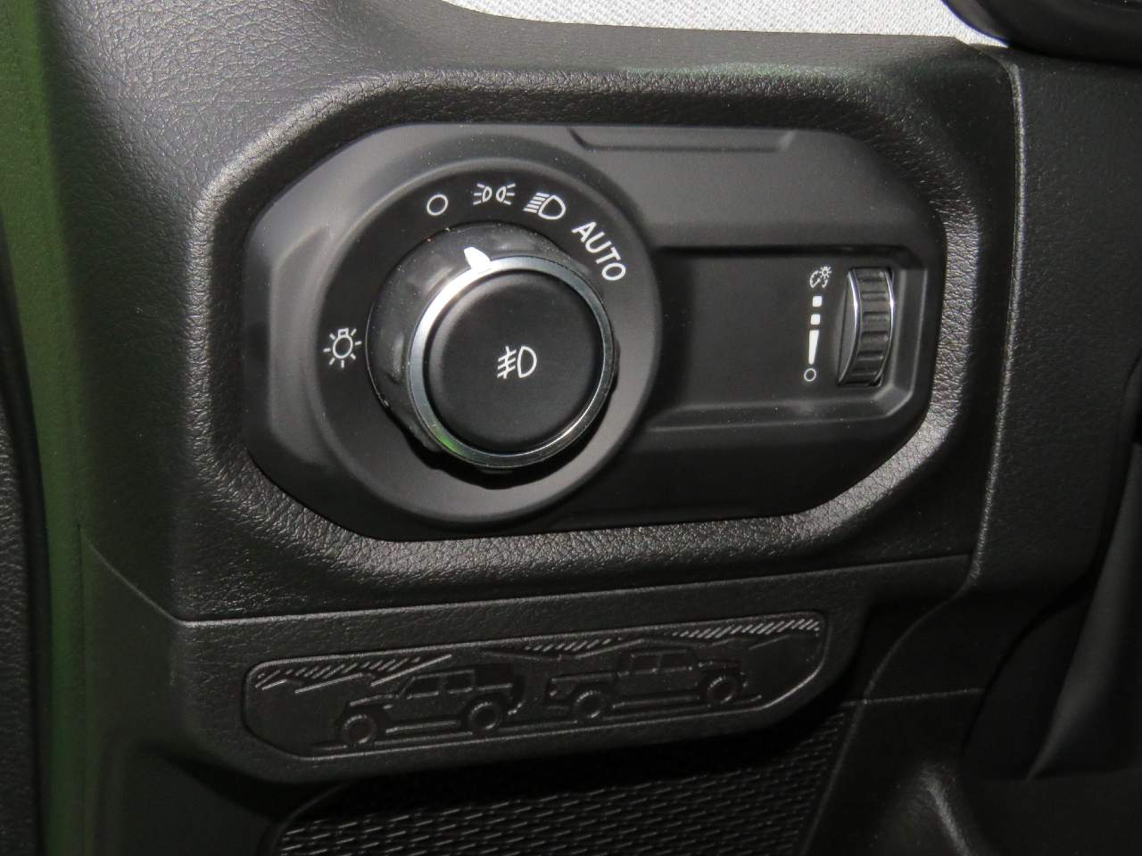 2025 Jeep Wrangler Sport 4dr