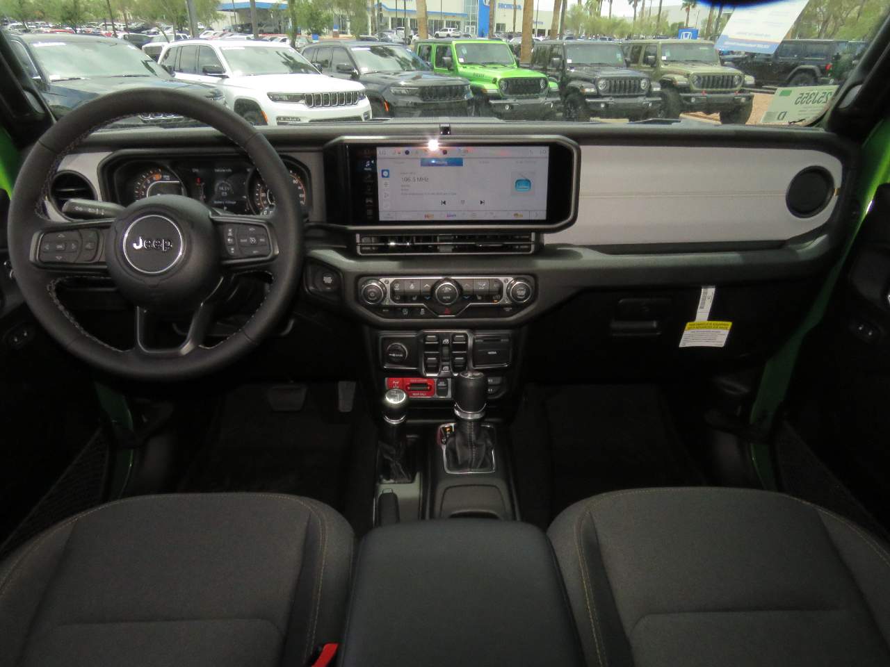 2025 Jeep Wrangler Sport 4dr