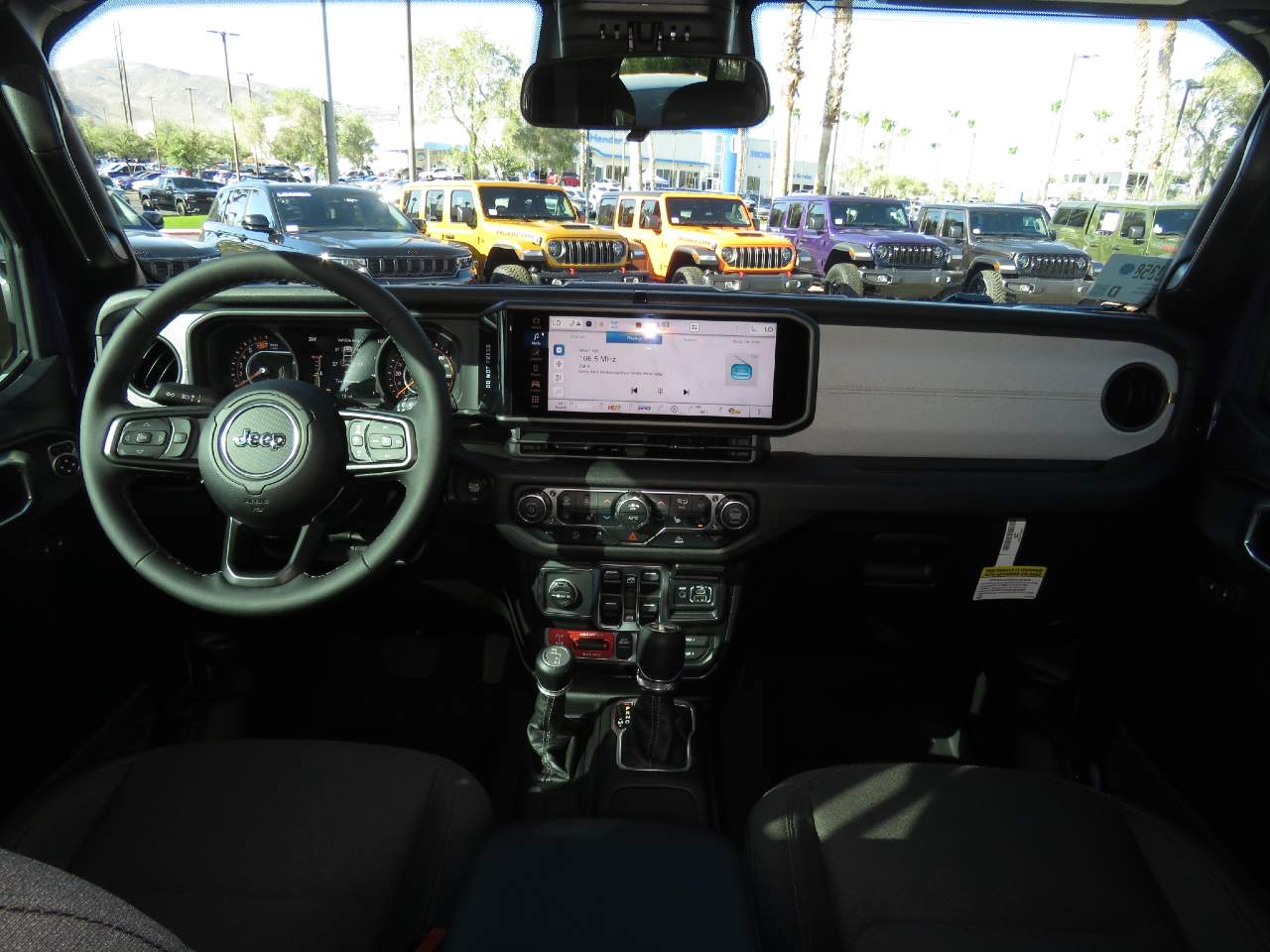 2026 Jeep Wrangler Willys 4dr