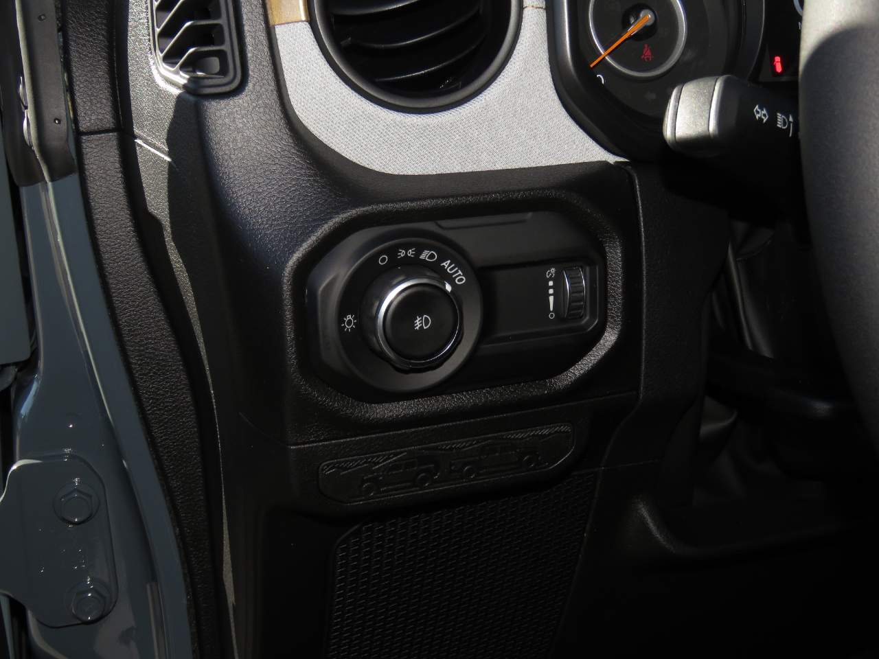 2026 Jeep Wrangler Sport 4dr