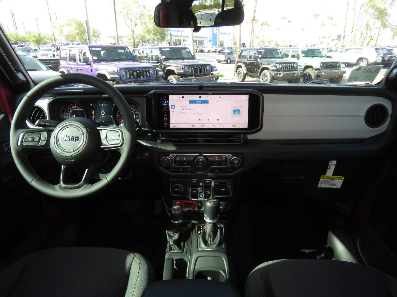 2026 Jeep Wrangler Willys 4dr