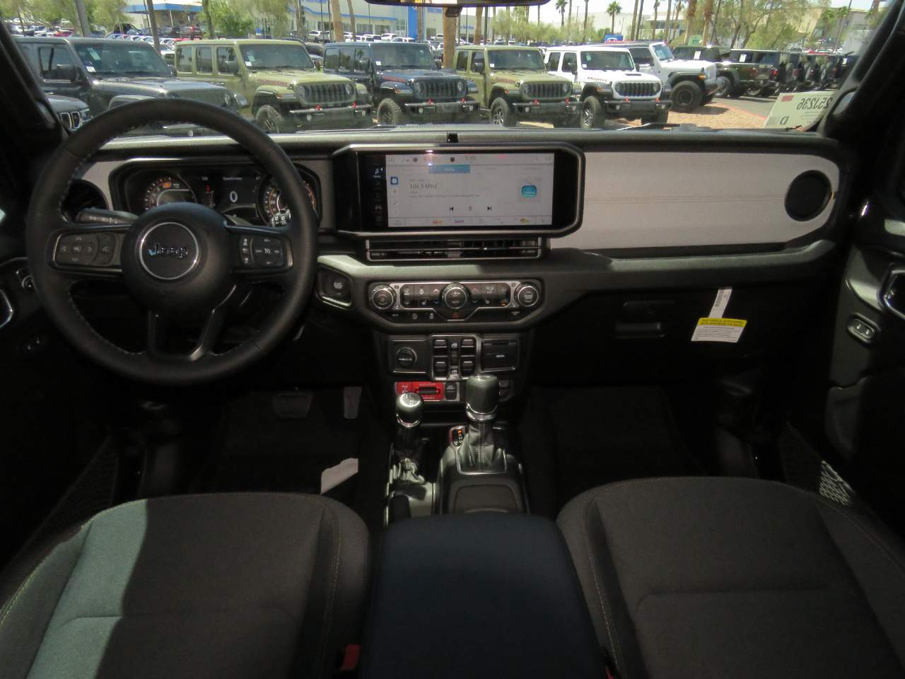 2025 Jeep Wrangler Willys 4dr
