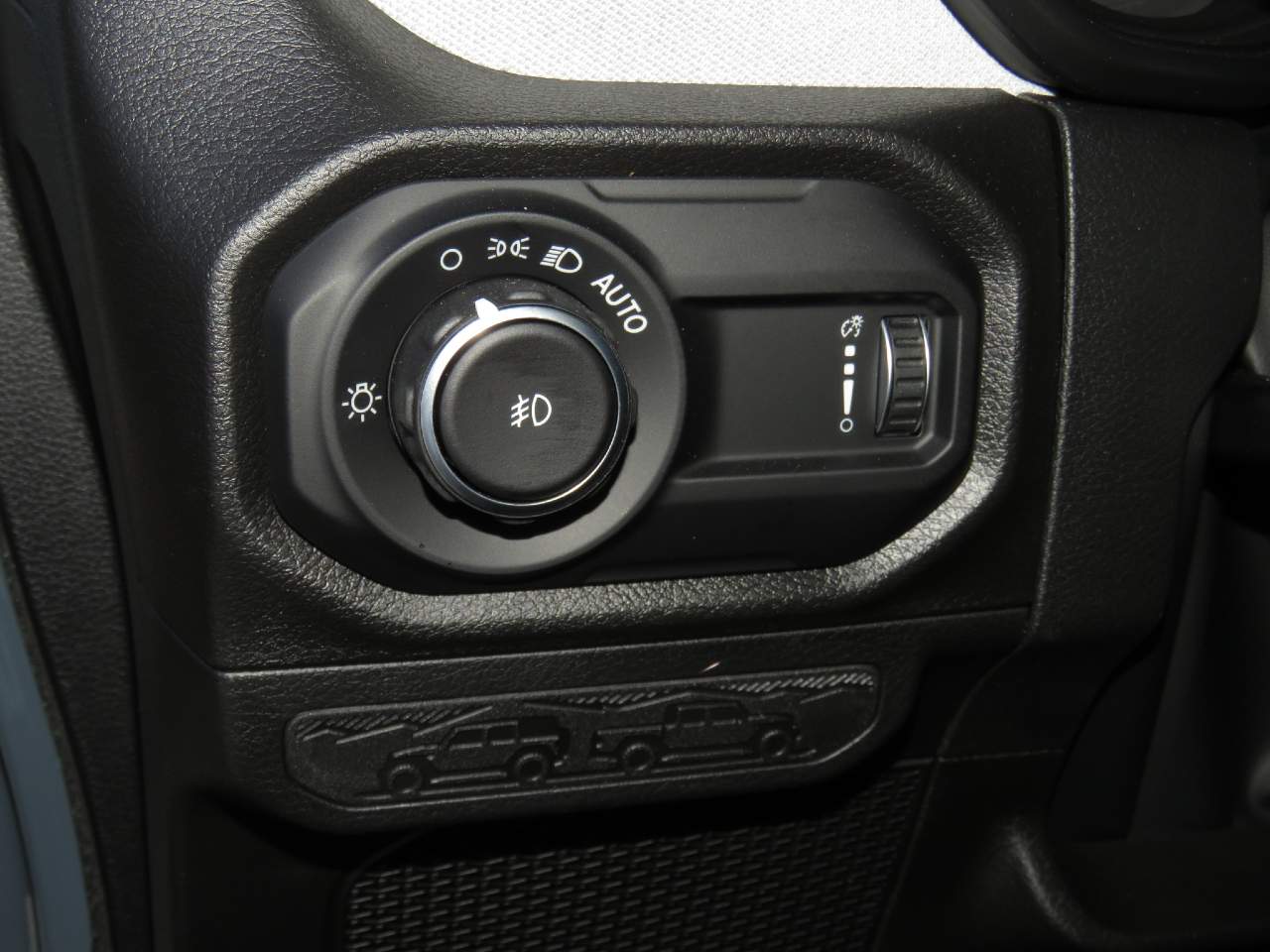 2025 Jeep Wrangler Willys photo 2