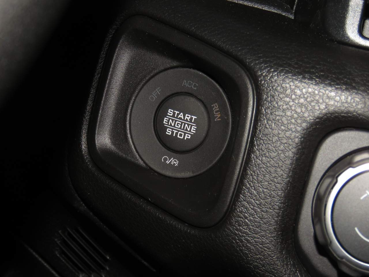 2026 Jeep Wrangler Sport 4dr