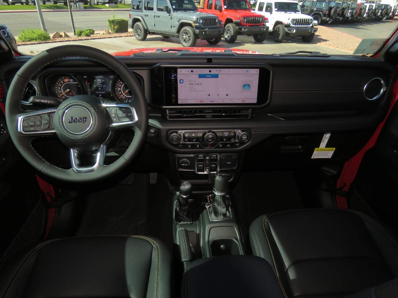 2025 Jeep Wrangler Sahara 4dr