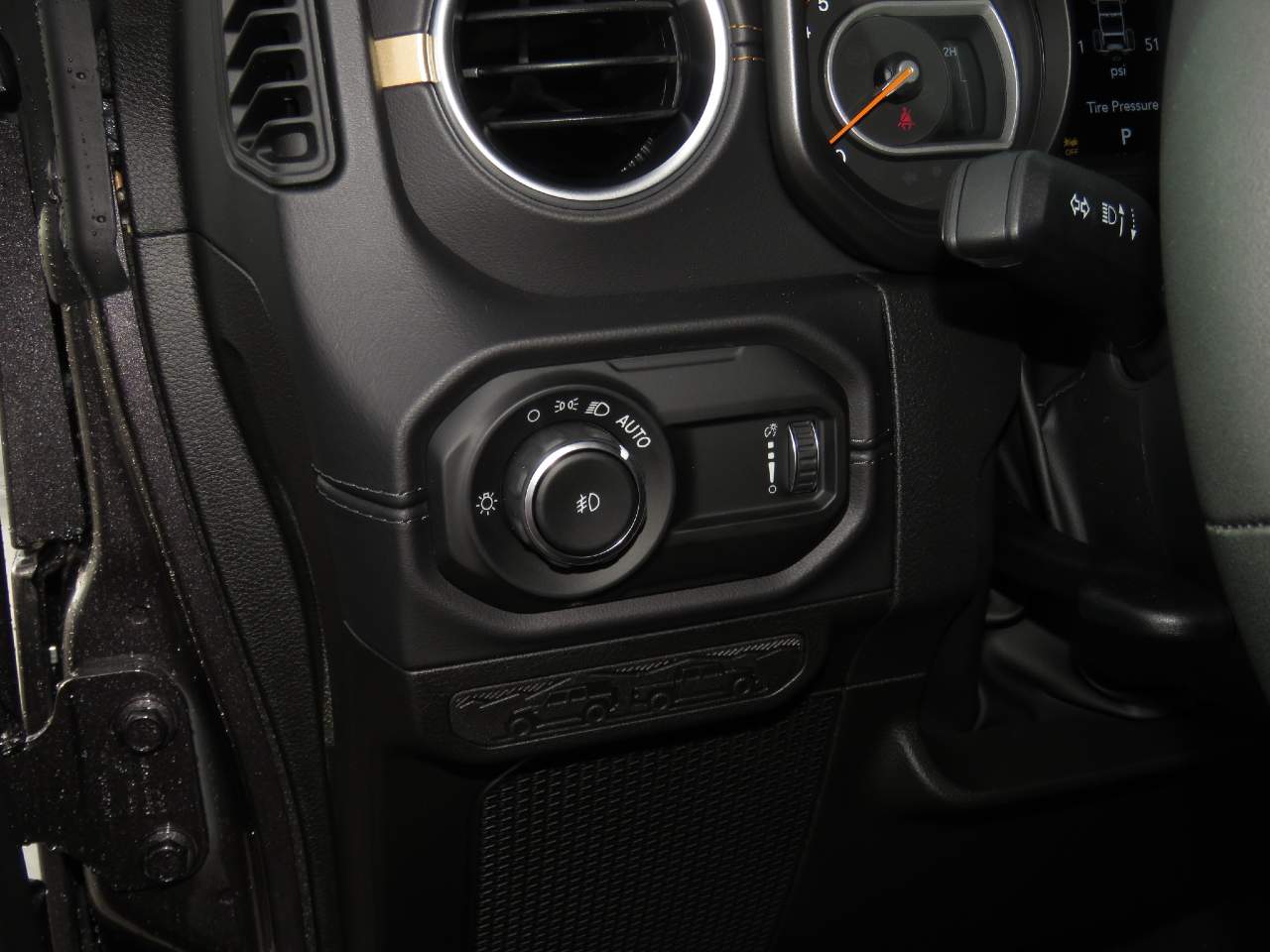 2026 Jeep Wrangler Sahara 4dr