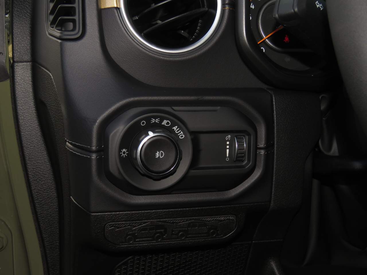 2026 Jeep Wrangler Sahara 4dr