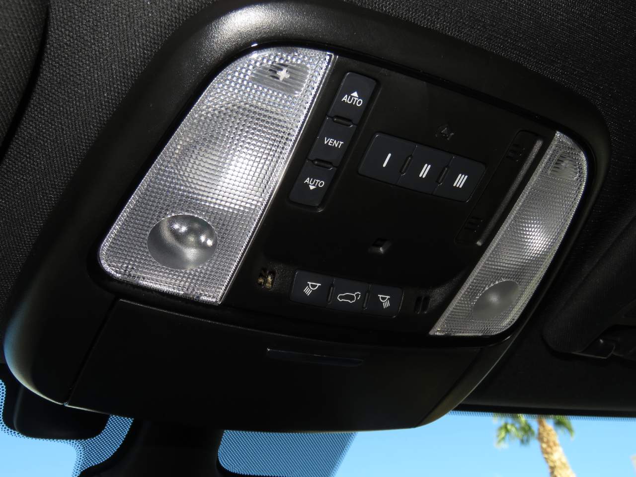 2023 Dodge Durango GT Plus photo 2
