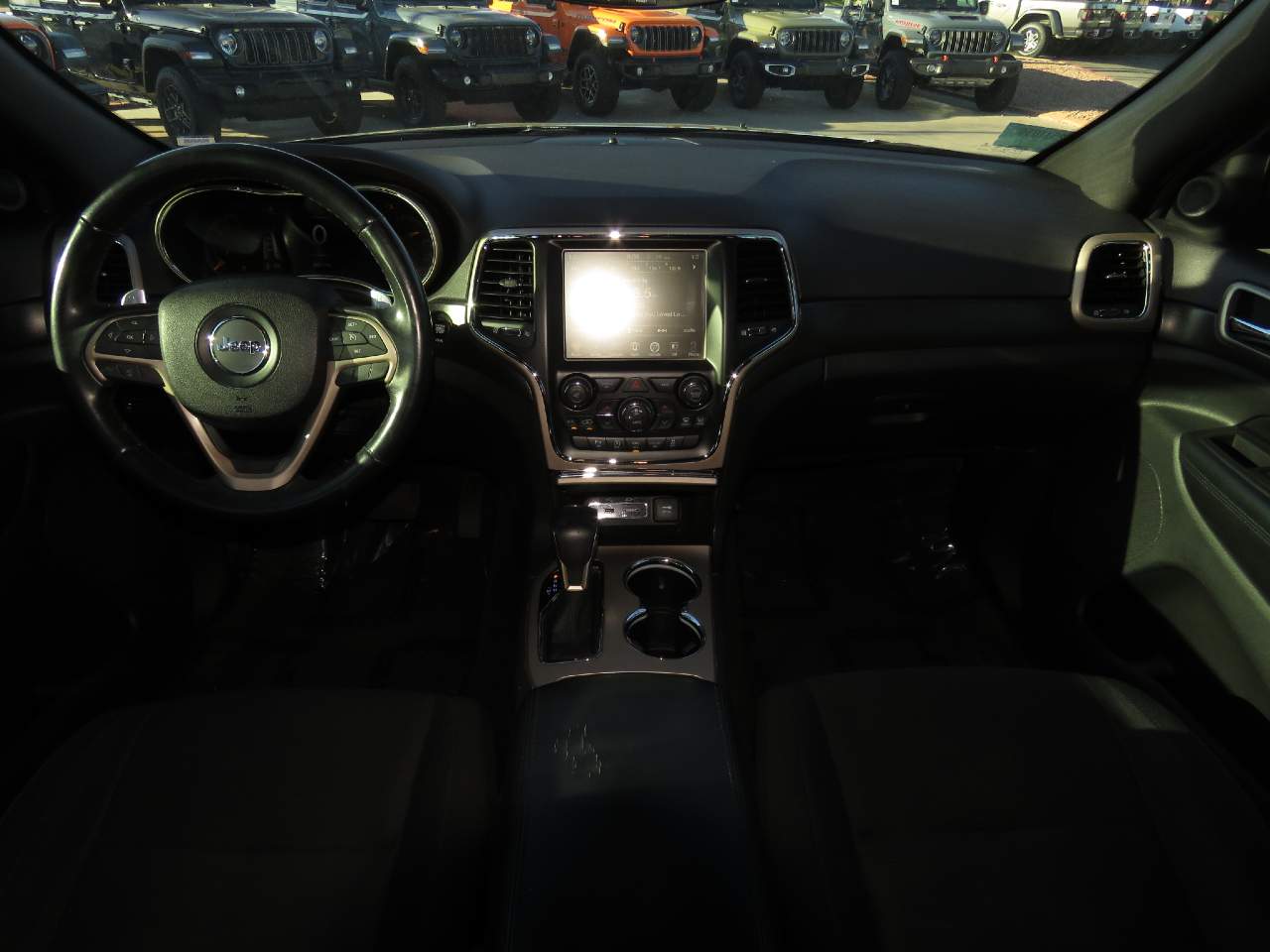 2017 Jeep Grand Cherokee Laredo