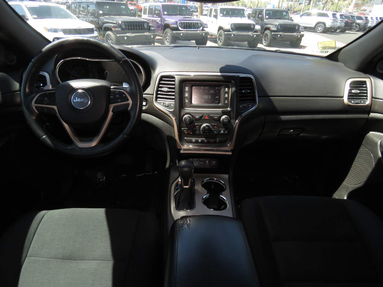 2017 Jeep Grand Cherokee Laredo