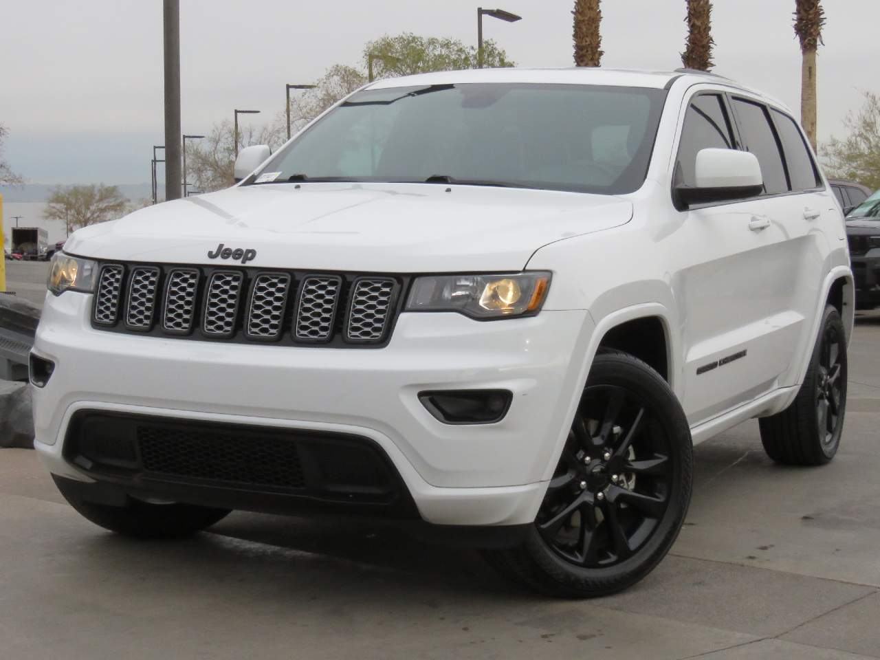 2020 Jeep Grand Cherokee Altitude