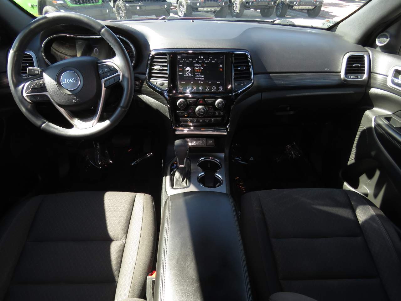 2019 Jeep Grand Cherokee Laredo E
