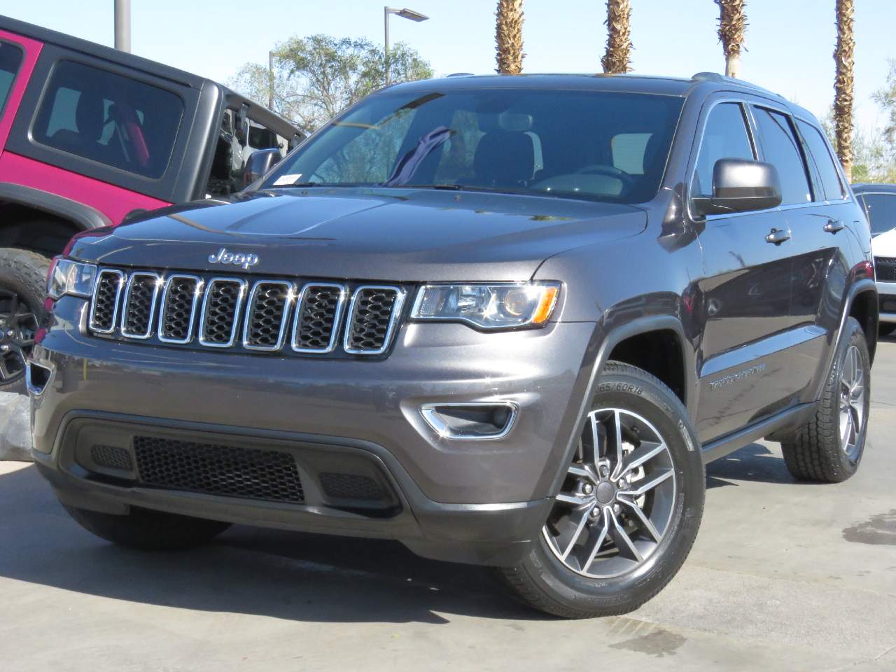 2020 Jeep Grand Cherokee Laredo E